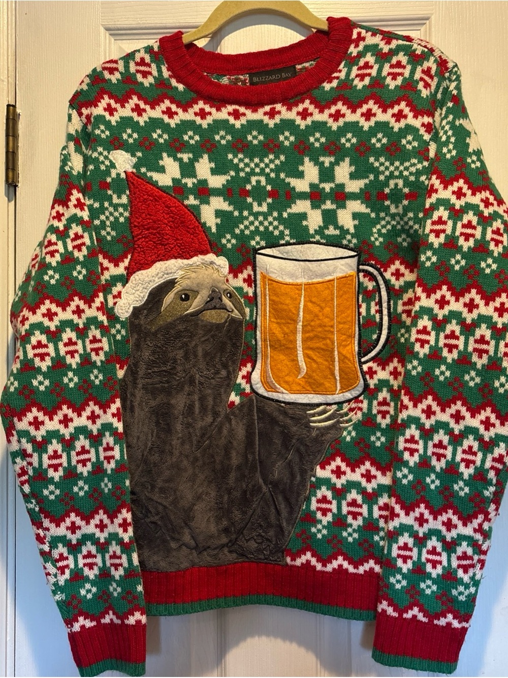 Blizzard Bay Men's Green & Red Sloth Beer Mug Crewneck Sweater Medium
